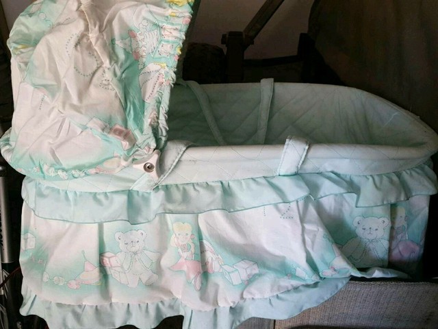 gumtree baby bassinet